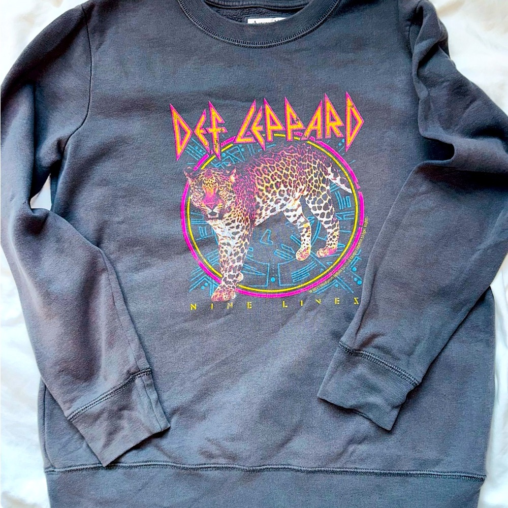 Abercrombie Kids Girl’s Def Leppard Crewneck Sweatshirt